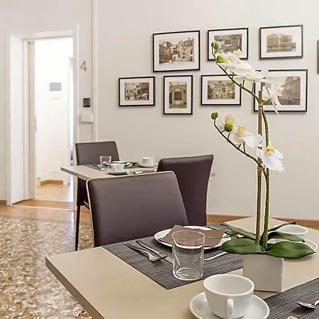 Grand Canal Apartment Venice